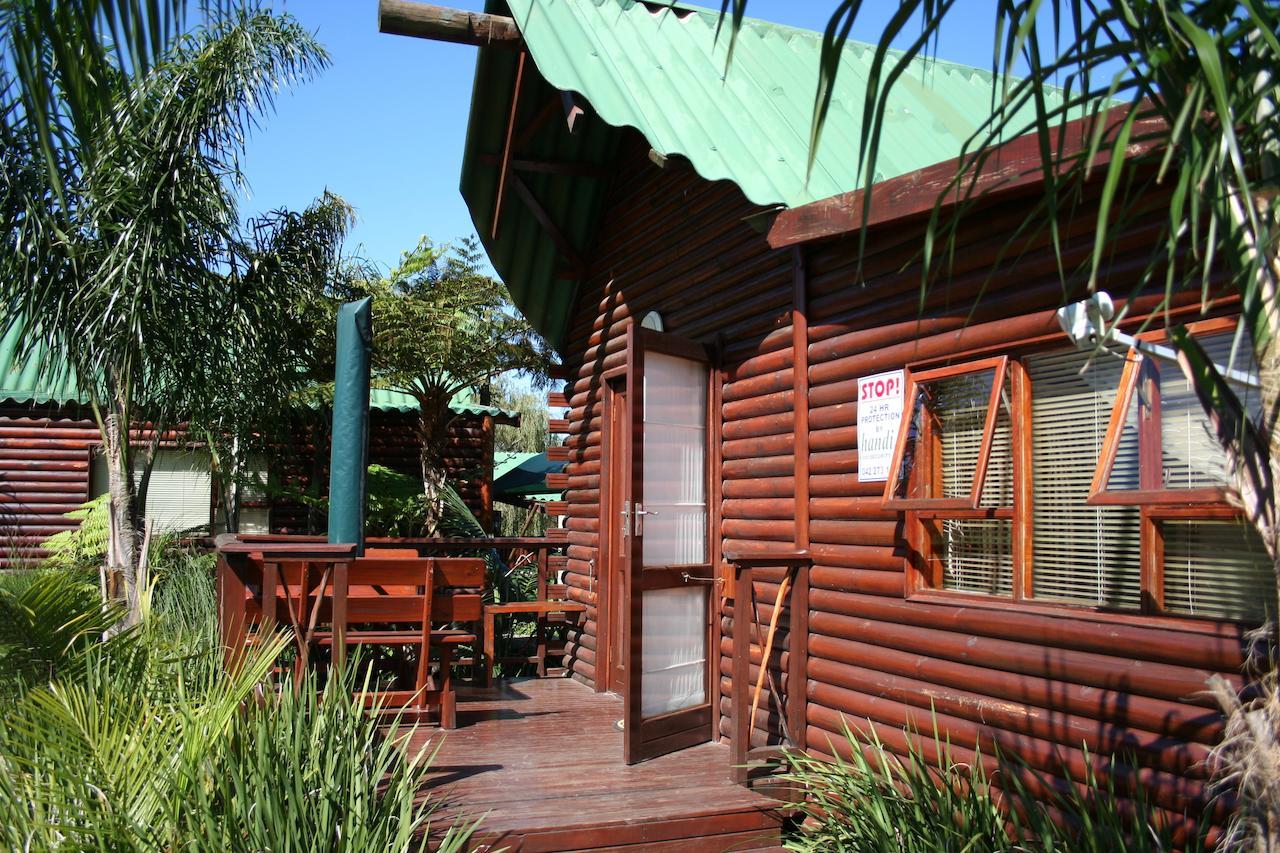 Mountain Breeze Log Cabins Stormsrivier Rom bilde