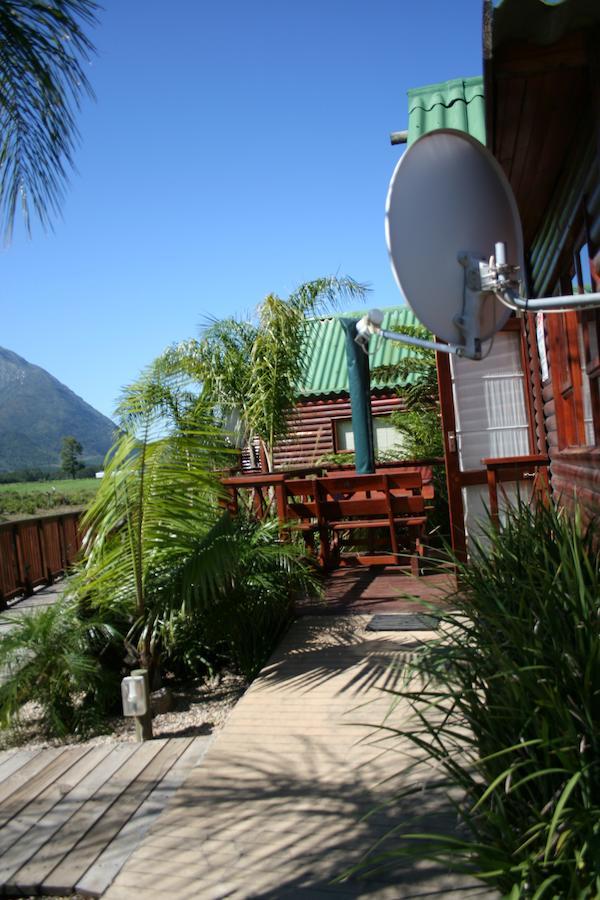 Mountain Breeze Log Cabins Stormsrivier Rom bilde